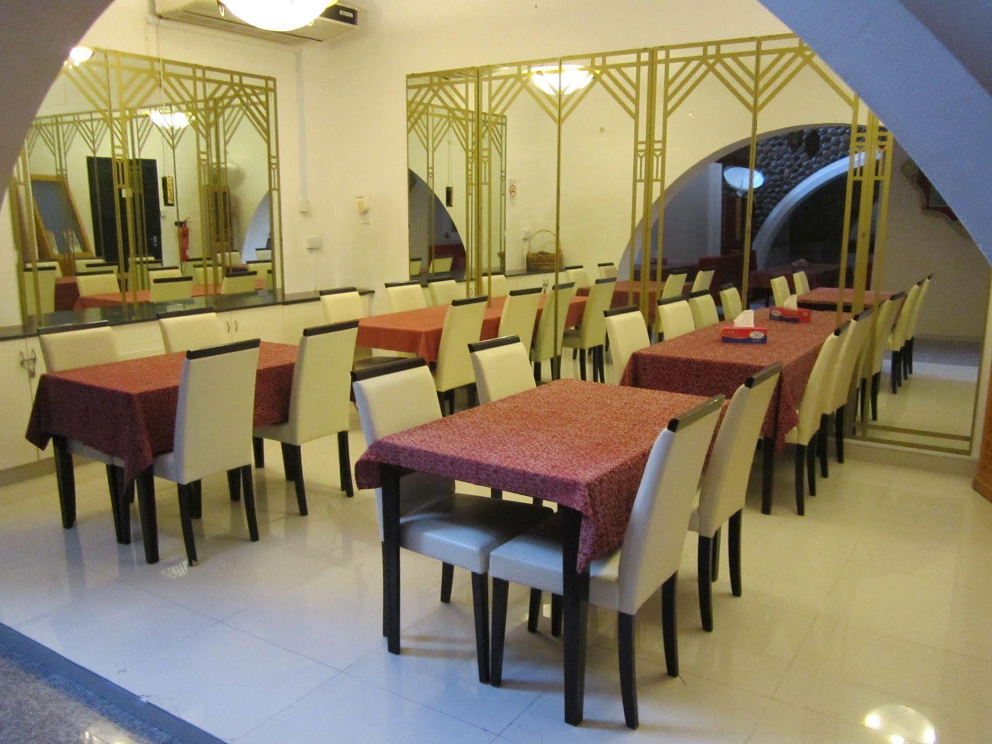 Qurum Beach Hotel Masqat Buitenkant foto